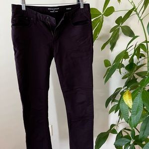 Banana Republic Men’s Travel Jean. Purple.
